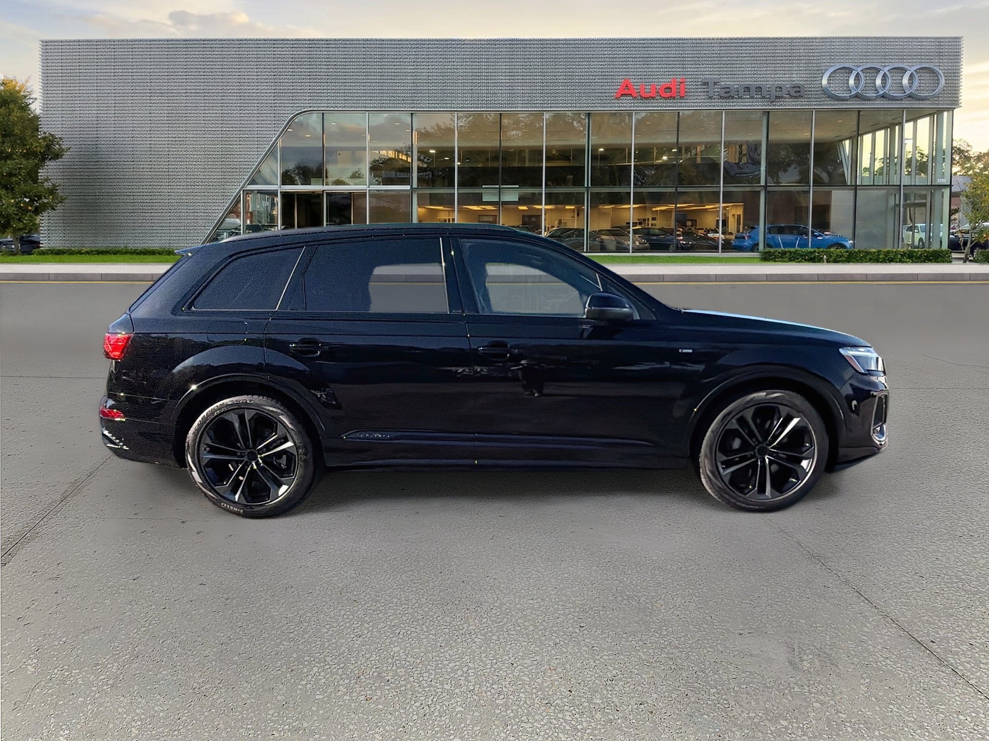 New 2026 Audi Q7 Premium Plus AWD/4WD image 2