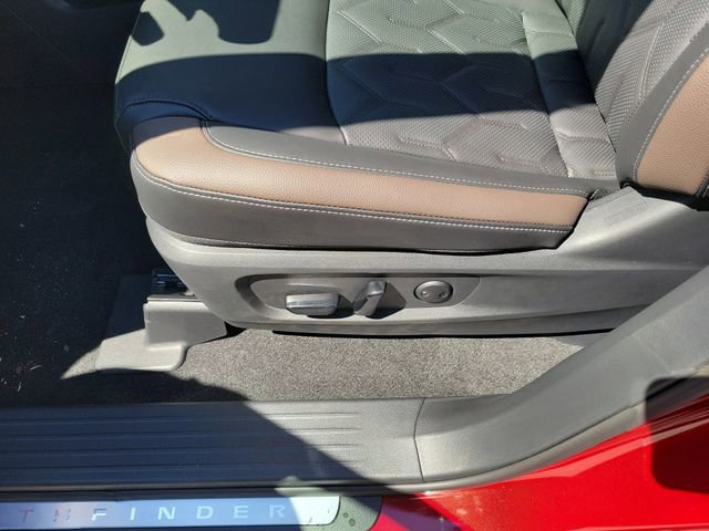 New 2026 Nissan Pathfinder Platinum image 9