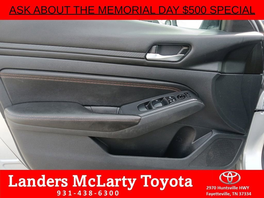 Used 2020 Nissan Altima 2.5 SR FWD image 12