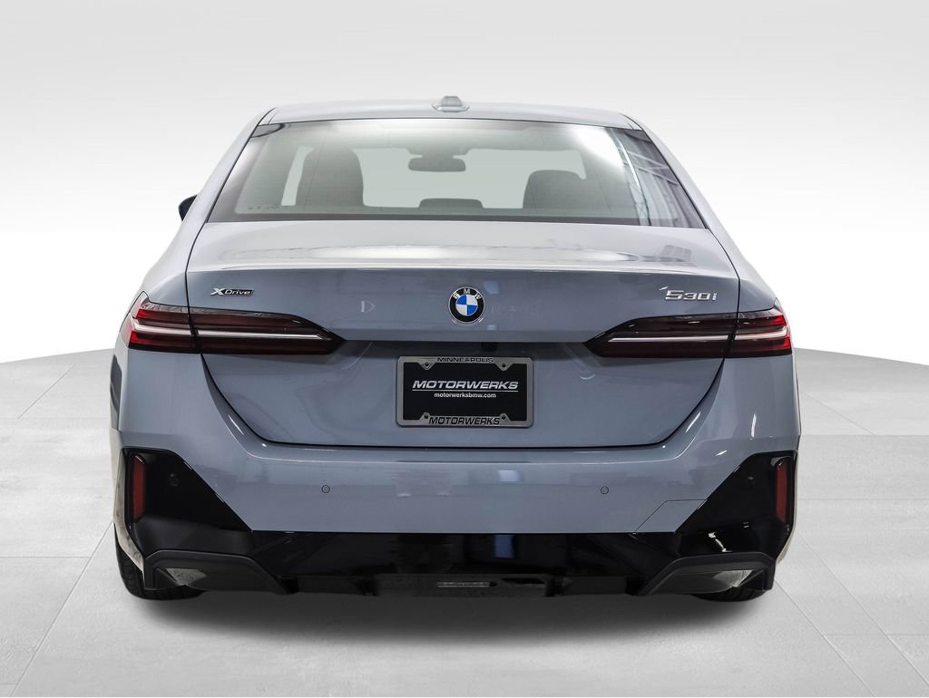 New 2026 BMW 530i xDrive w/ M Sport Package image 5