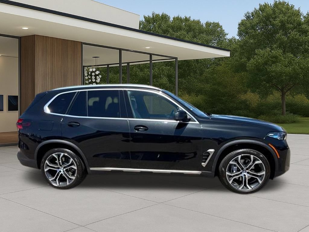 Used 2025 BMW X5 xDrive40i w/ Premium Package AWD/4WD image 7