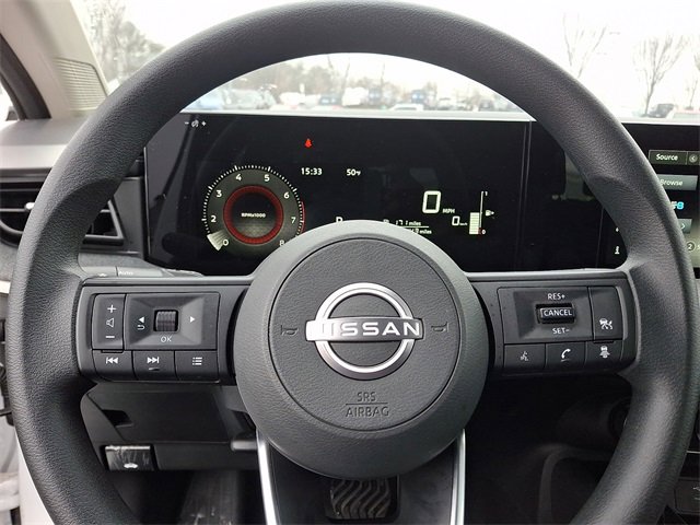 Used 2025 Nissan Kicks SV image 18