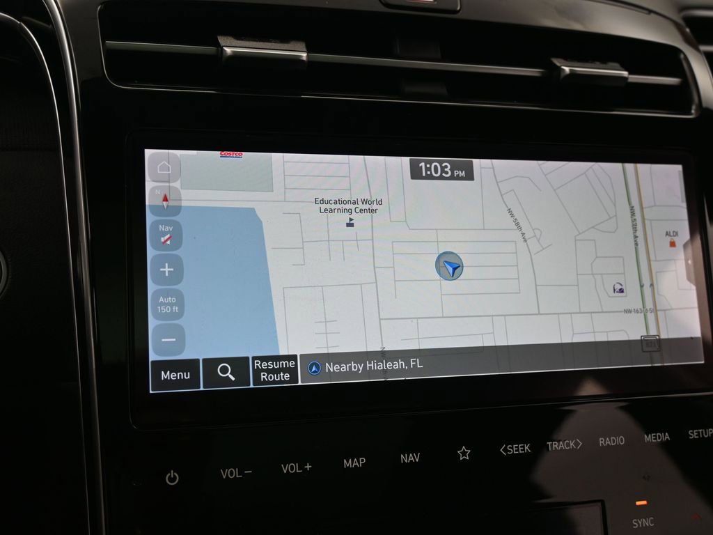 Used 2024 Hyundai Tucson Limited image 16