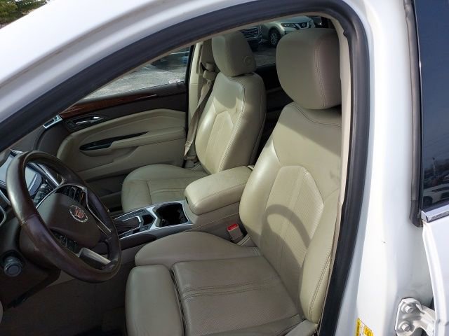 Used 2016 Cadillac SRX Luxury w/ Driver Awareness Package image 9