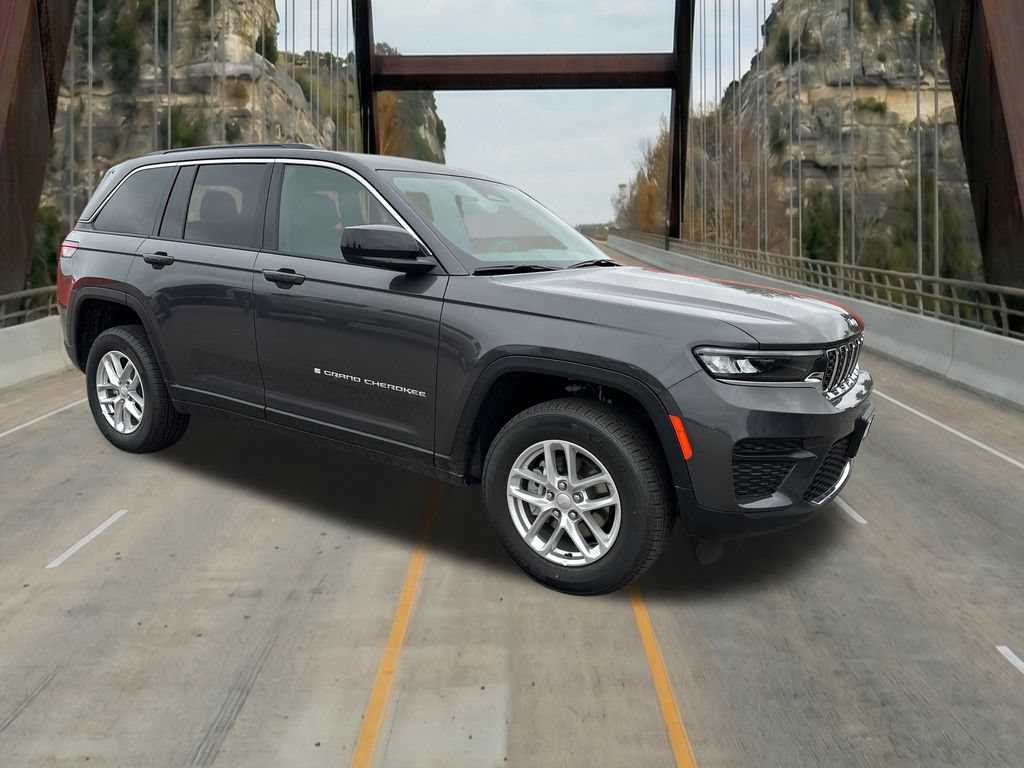 New 2026 Jeep Grand Cherokee Laredo RWD image 1