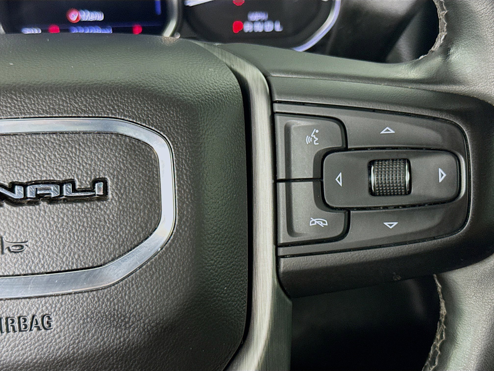 Used 2023 GMC Sierra 3500 Denali w/ Denali Ultimate Package image 14