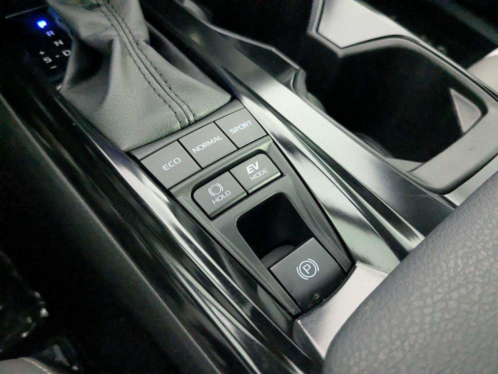 Certified 2025 Toyota Camry SE w/ Convenience Package FWD image 20