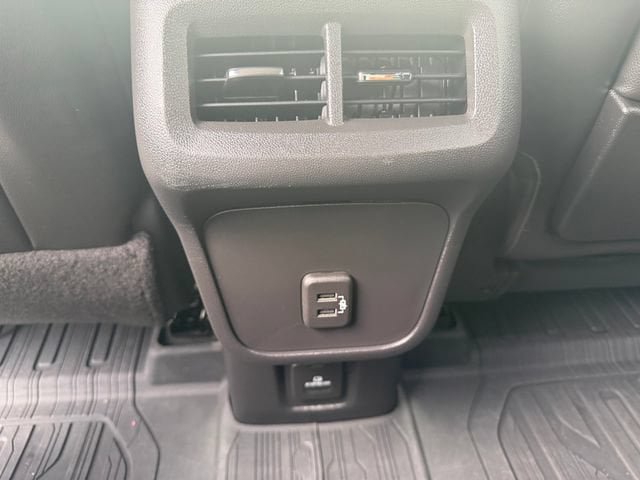Used 2022 GMC Terrain SLT AWD/4WD image 20