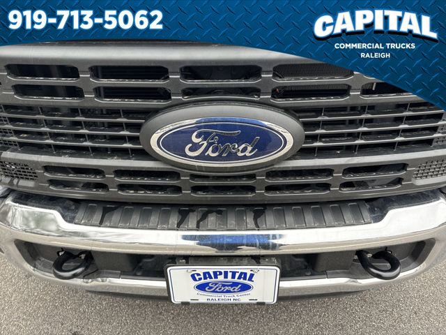 New 2026 Ford F250 XL w/ XL Chrome Package image 10