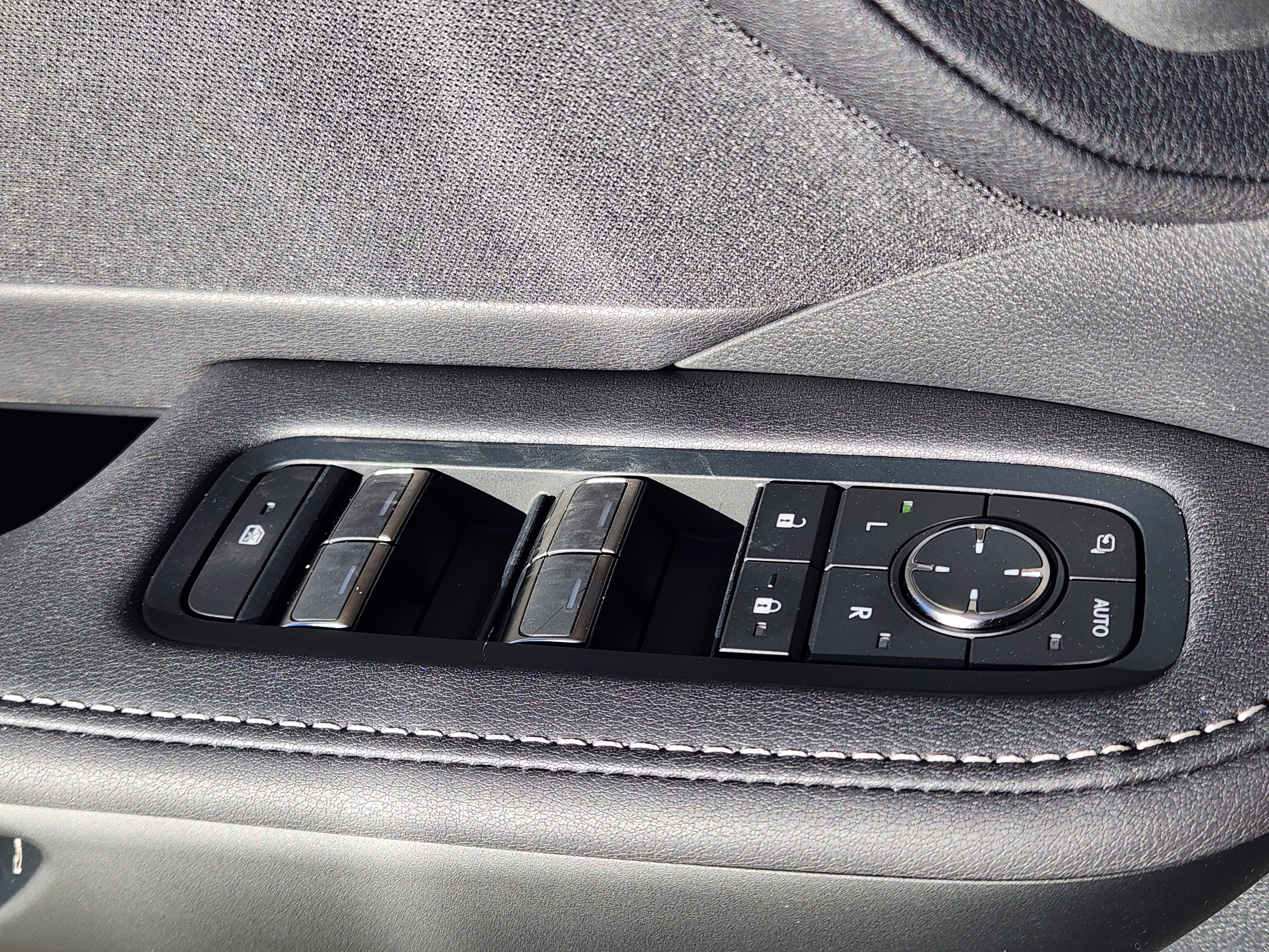 New 2026 Lexus TX 350 AWD image 15
