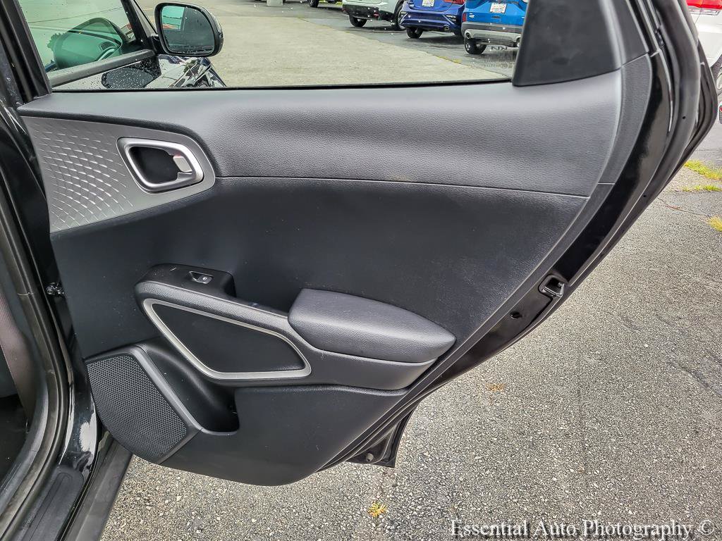 Used 2024 Kia Soul LX w/ Option Group 015 FWD image 27