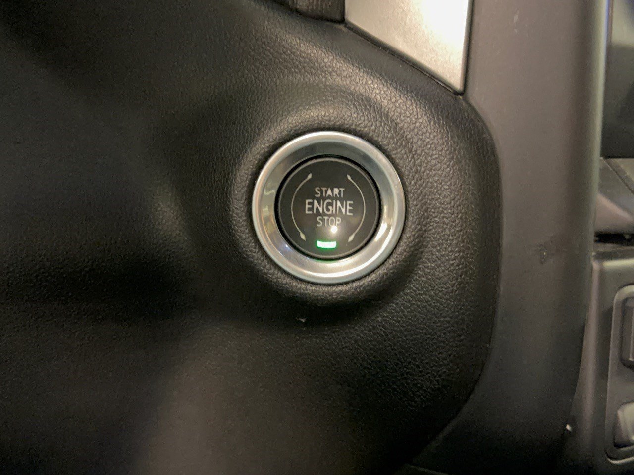 Used 2019 Chevrolet Silverado 1500 RST AWD/4WD image 20
