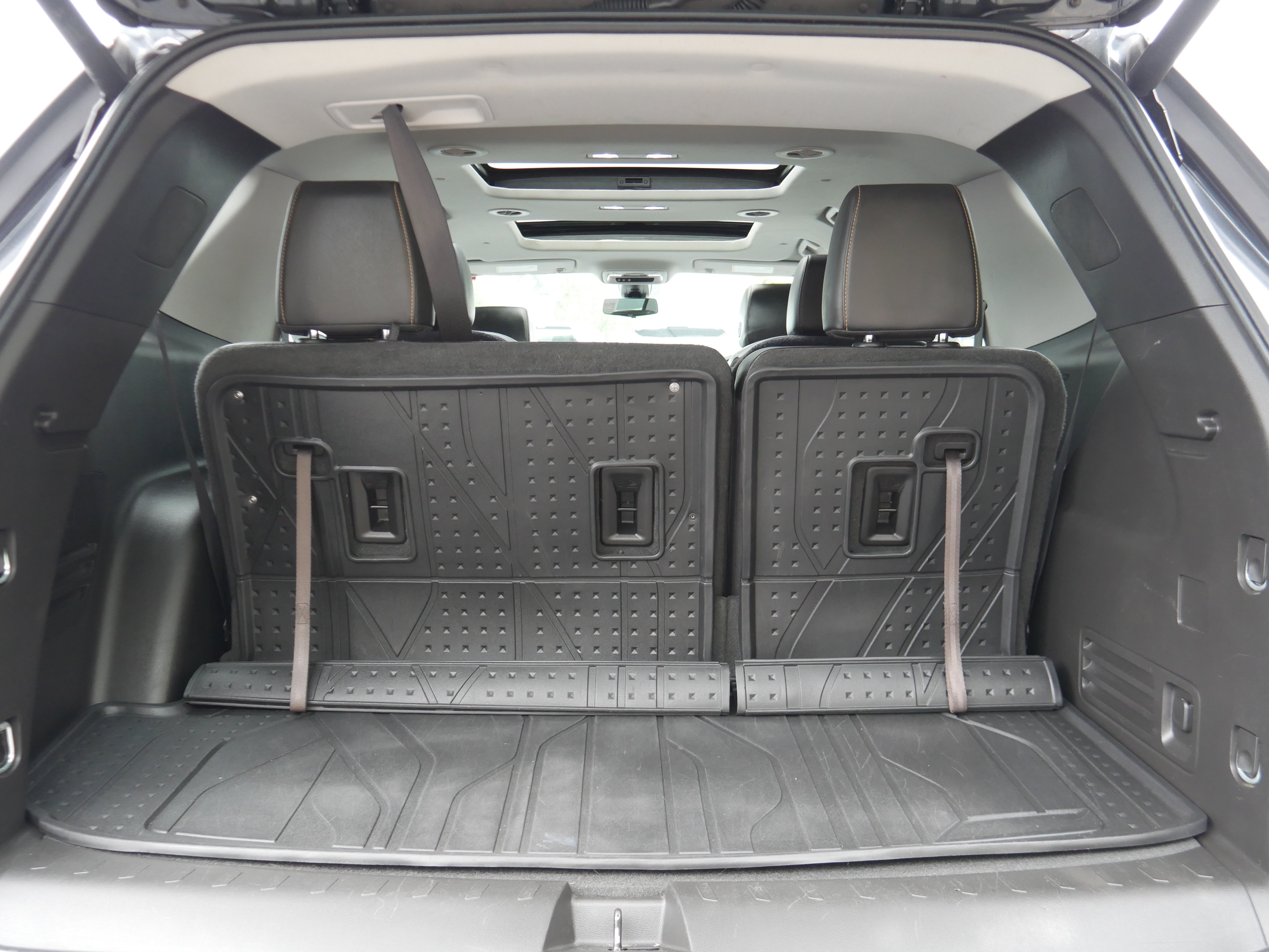 Certified 2019 Chevrolet Traverse LT w/ LT Premium Package AWD/4WD image 6