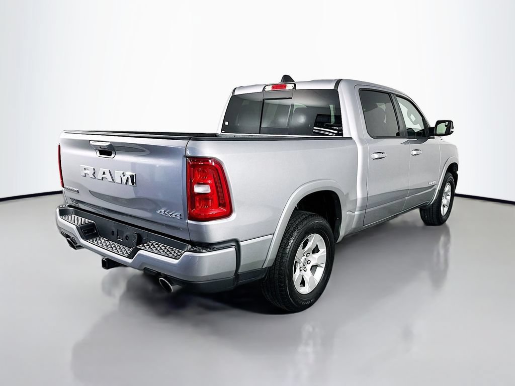 Used 2025 RAM 1500 Big Horn AWD/4WD image 7