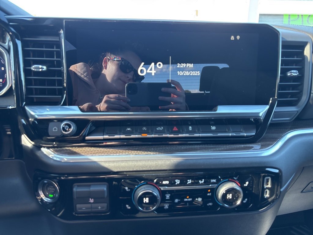 New 2026 Chevrolet Silverado 1500 LT image 17