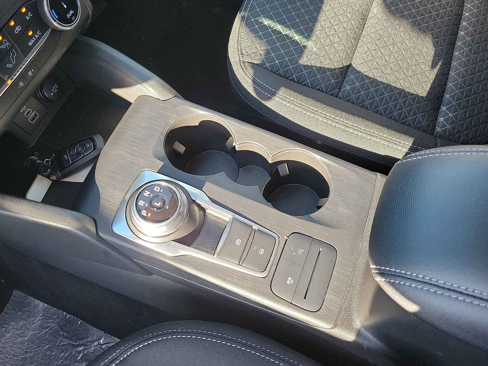 Used 2025 Ford Escape Active FWD image 9