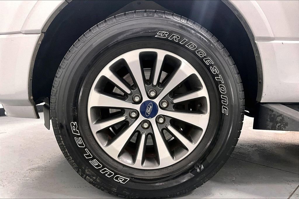 Used 2015 Ford Expedition XLT RWD image 8