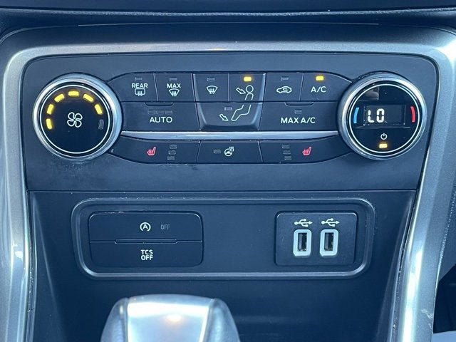 Used 2021 Ford EcoSport SES w/ Interior Protection Package image 25