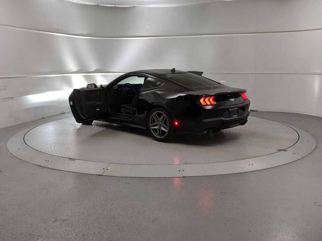 New 2025 Ford Mustang Coupe image 10