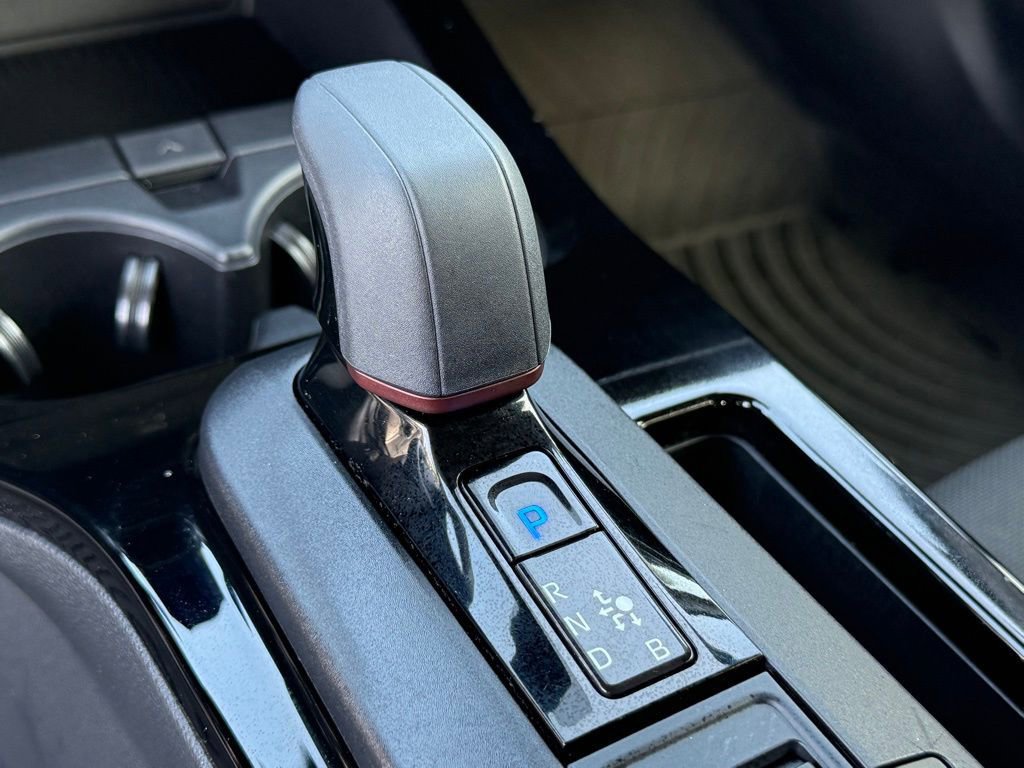 Used 2024 Toyota Prius Prime SE FWD image 26