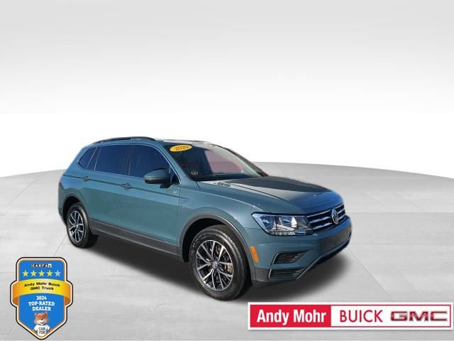 Used 2020 Volkswagen Tiguan SE w/ Panoramic Sunroof Package