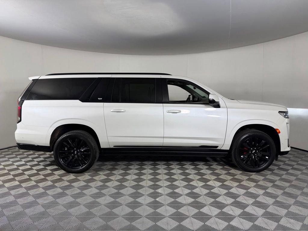 Used 2022 Cadillac Escalade ESV Sport Platinum image 7