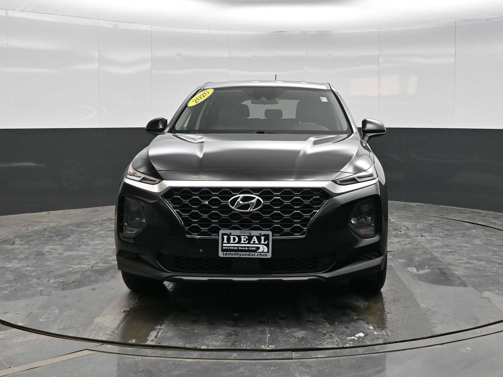 Used 2020 Hyundai Santa Fe SE image 3
