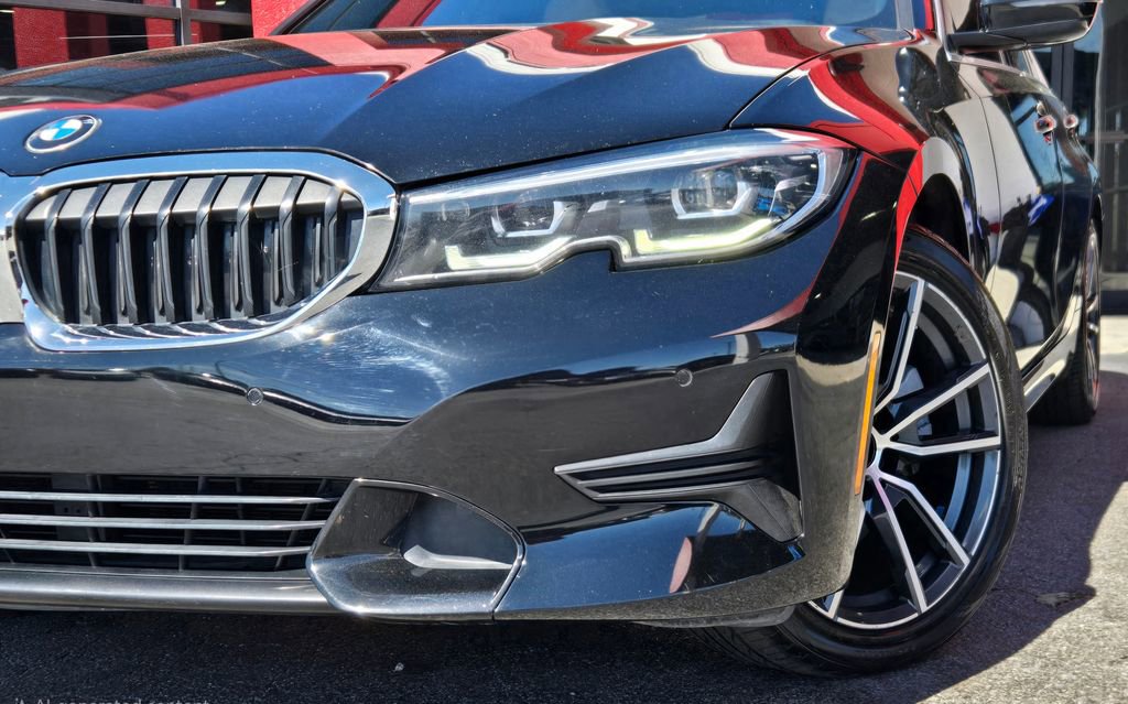 Used 2021 BMW 330i Sedan w/ Convenience Package image 4