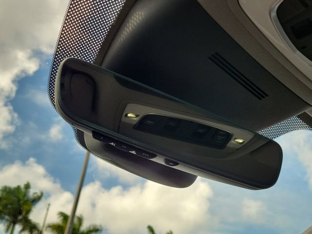Used 2025 Acura MDX w/ Technology Package FWD image 31