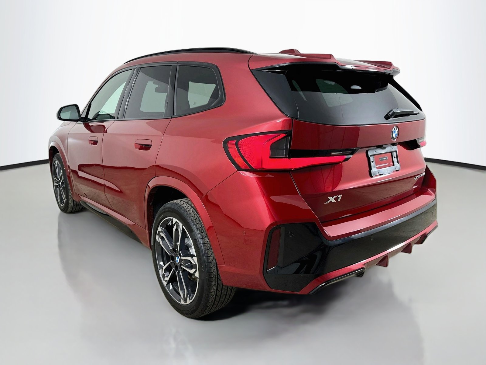 New 2027 BMW X1 xDrive28i AWD/4WD image 7
