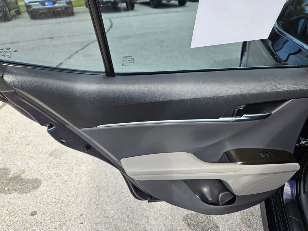 Used 2021 Toyota Camry LE FWD image 24