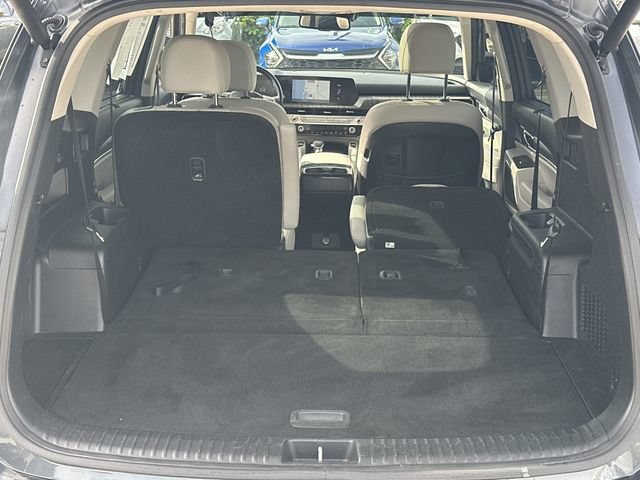 Certified 2023 Kia Telluride EX w/ EX Captain's Chair Package FWD image 11