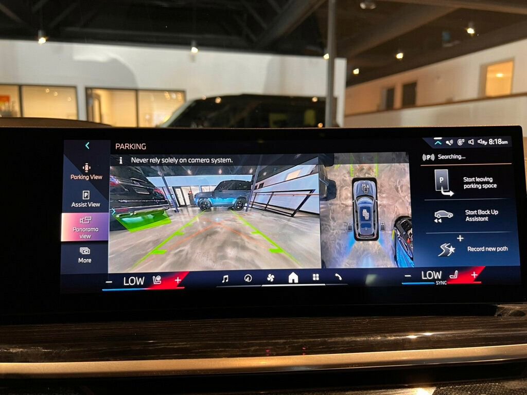 Used 2024 BMW X7 xDrive40i w/ M Sport Package image 20