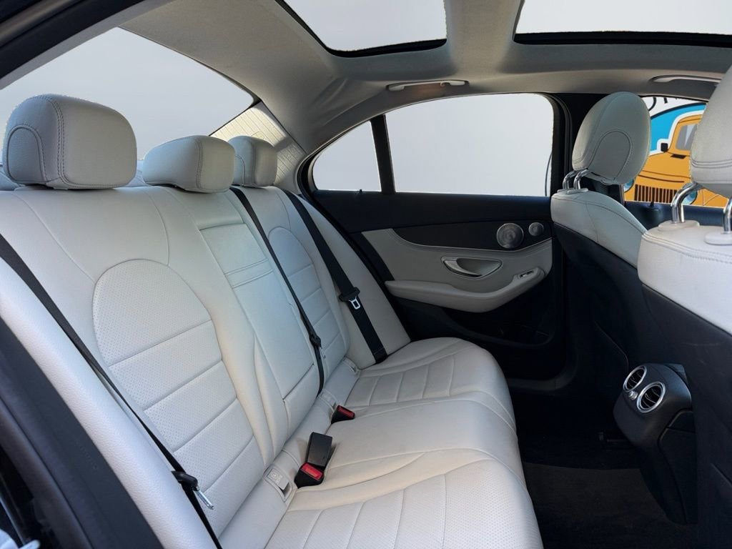 Used 2016 Mercedes-Benz C 300 4MATIC Sedan image 17