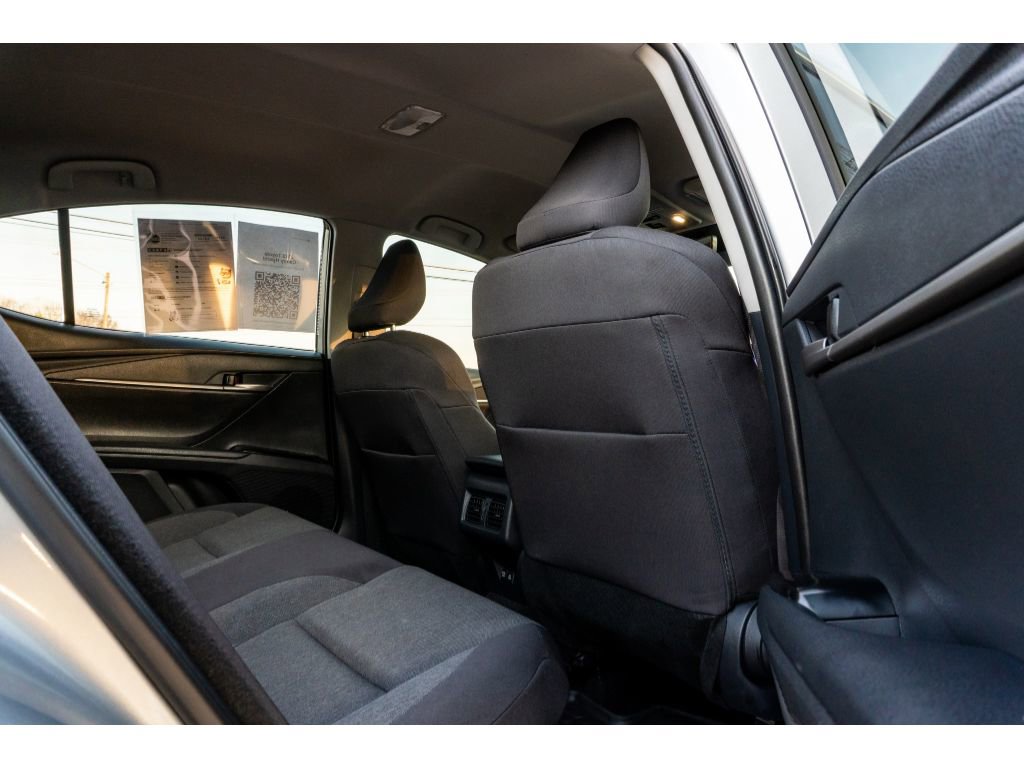 Used 2025 Toyota Camry LE image 15