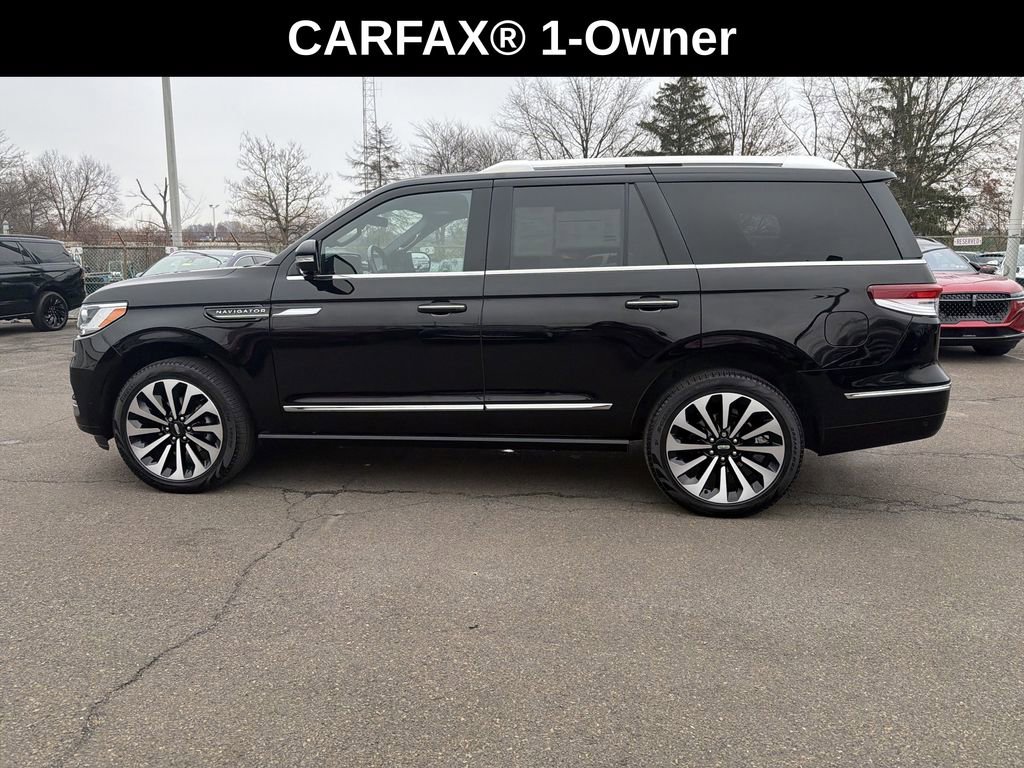 Certified 2024 Lincoln Navigator Reserve image 2