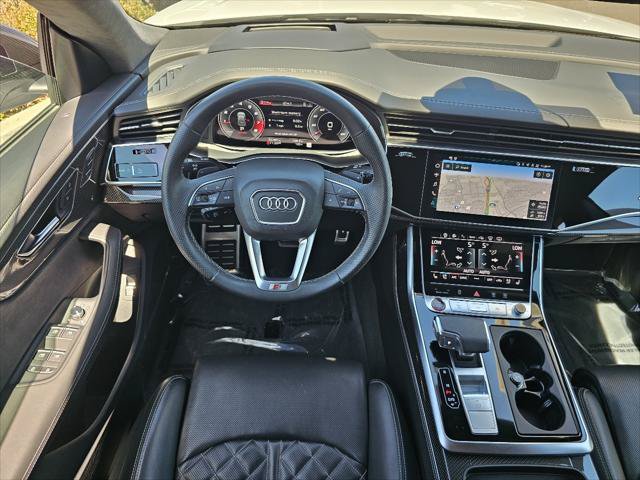 Used 2023 Audi SQ8 Prestige AWD/4WD image 5