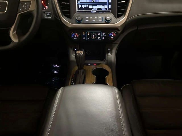 Used 2018 GMC Acadia Denali w/ Technology Package image 17