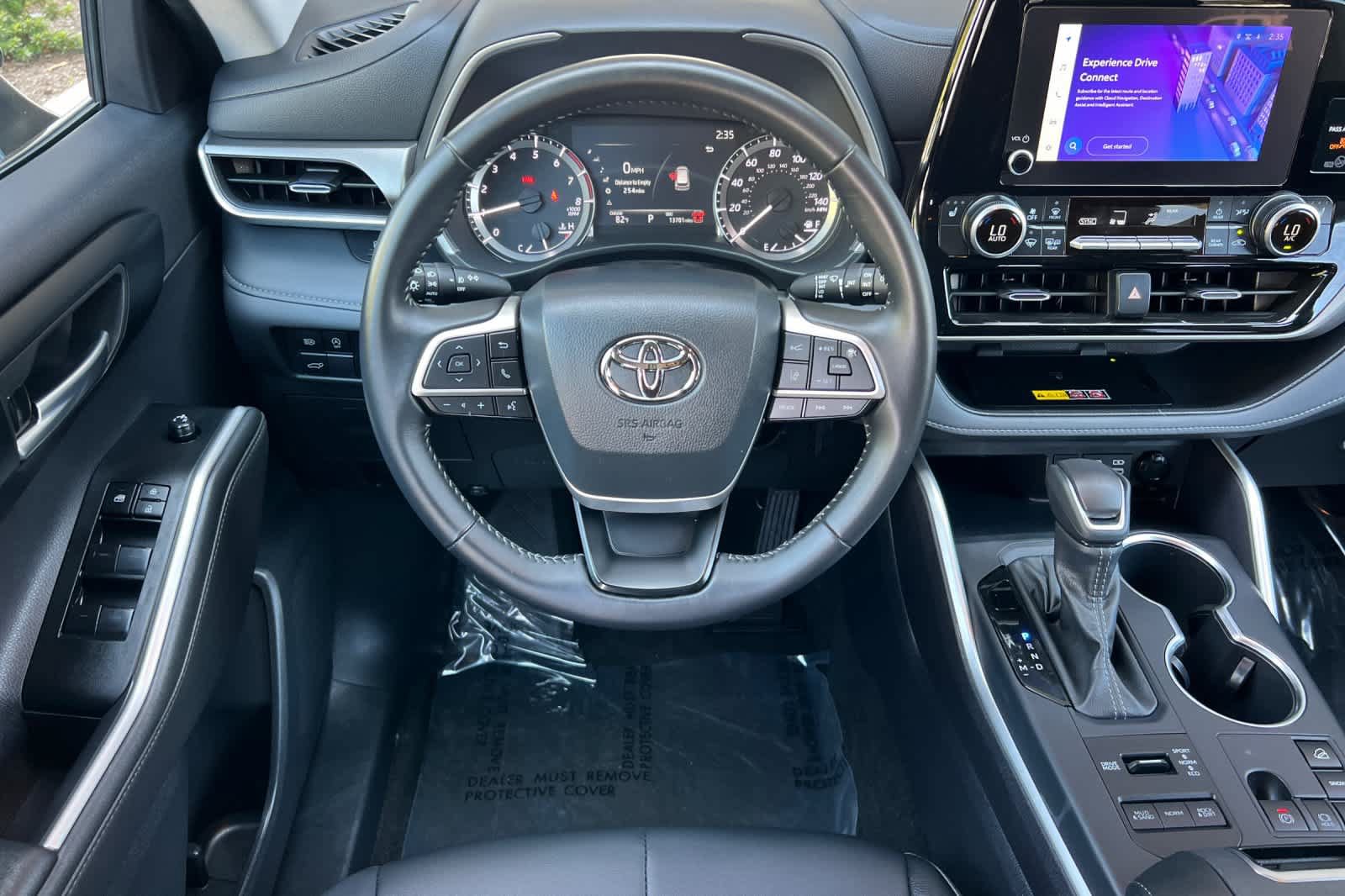 Certified 2026 Toyota Highlander XLE AWD/4WD image 15