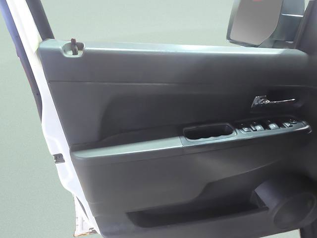 Used 2009 Jeep Liberty Sport image 25