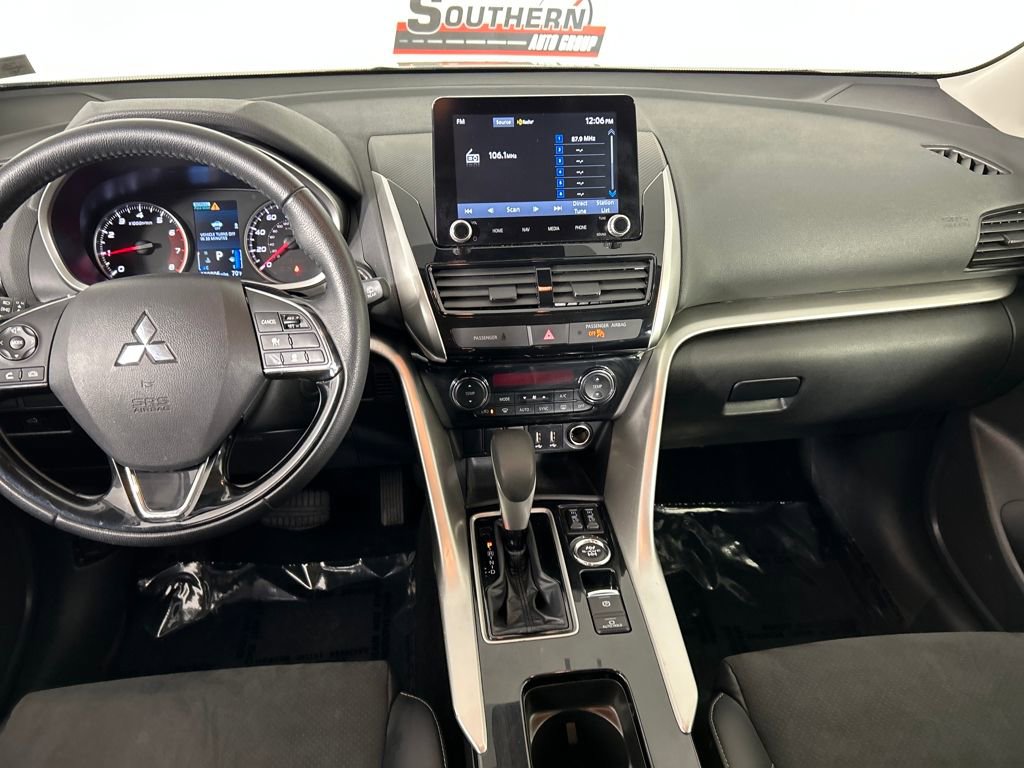 Used 2025 Mitsubishi Eclipse Cross SE image 17