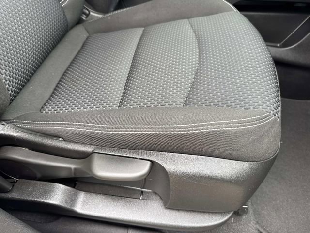 Used 2022 GMC Terrain SLE image 14