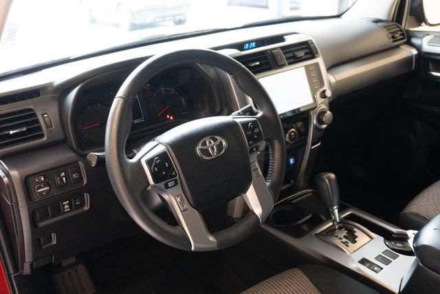Used 2022 Toyota 4Runner SR5 RWD image 18