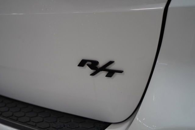 Used 2022 Dodge Durango R/T w/ Blacktop Package AWD/4WD image 11