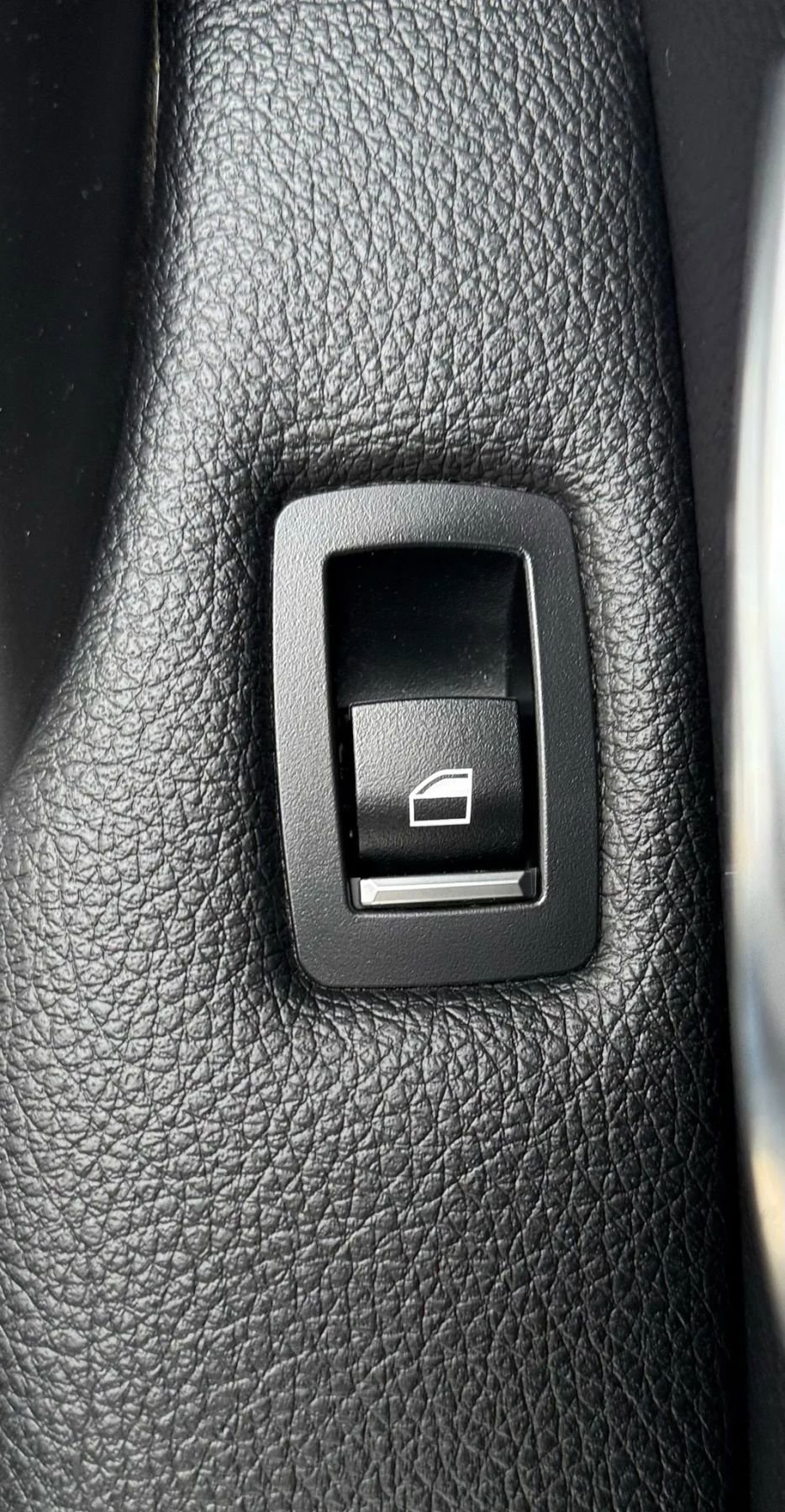 Used 2016 BMW 328d xDrive Sedan image 34