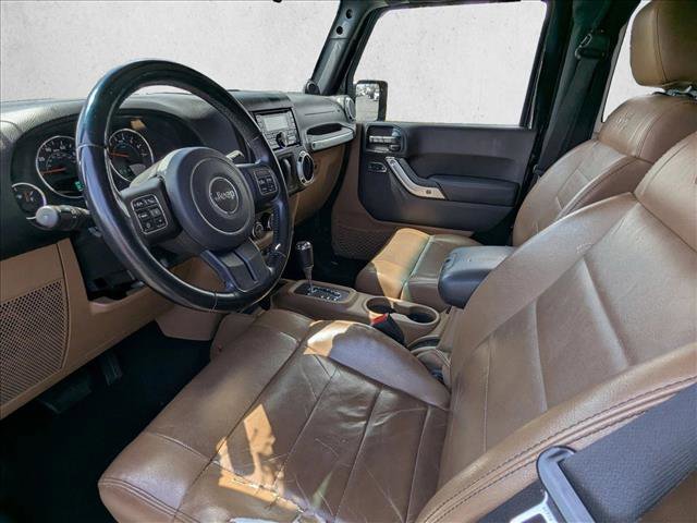 Used 2012 Jeep Wrangler Sahara w/ Connectivity Group AWD/4WD image 13