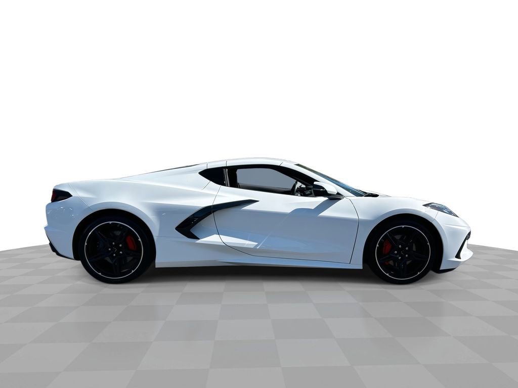 Used 2025 Chevrolet Corvette Stingray Coupe w/ 1LT RWD image 9