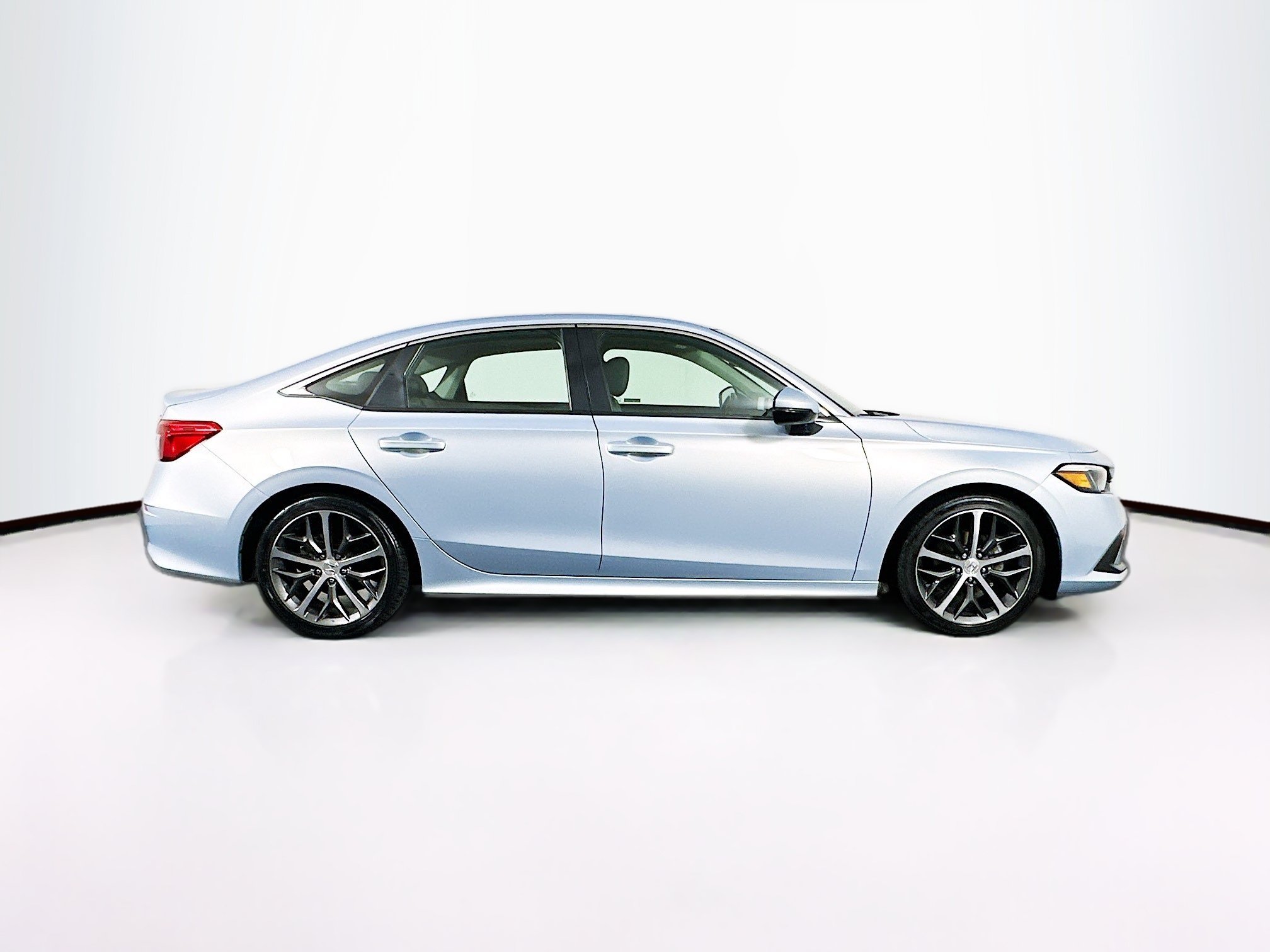 Used 2023 Honda Civic Touring image 10