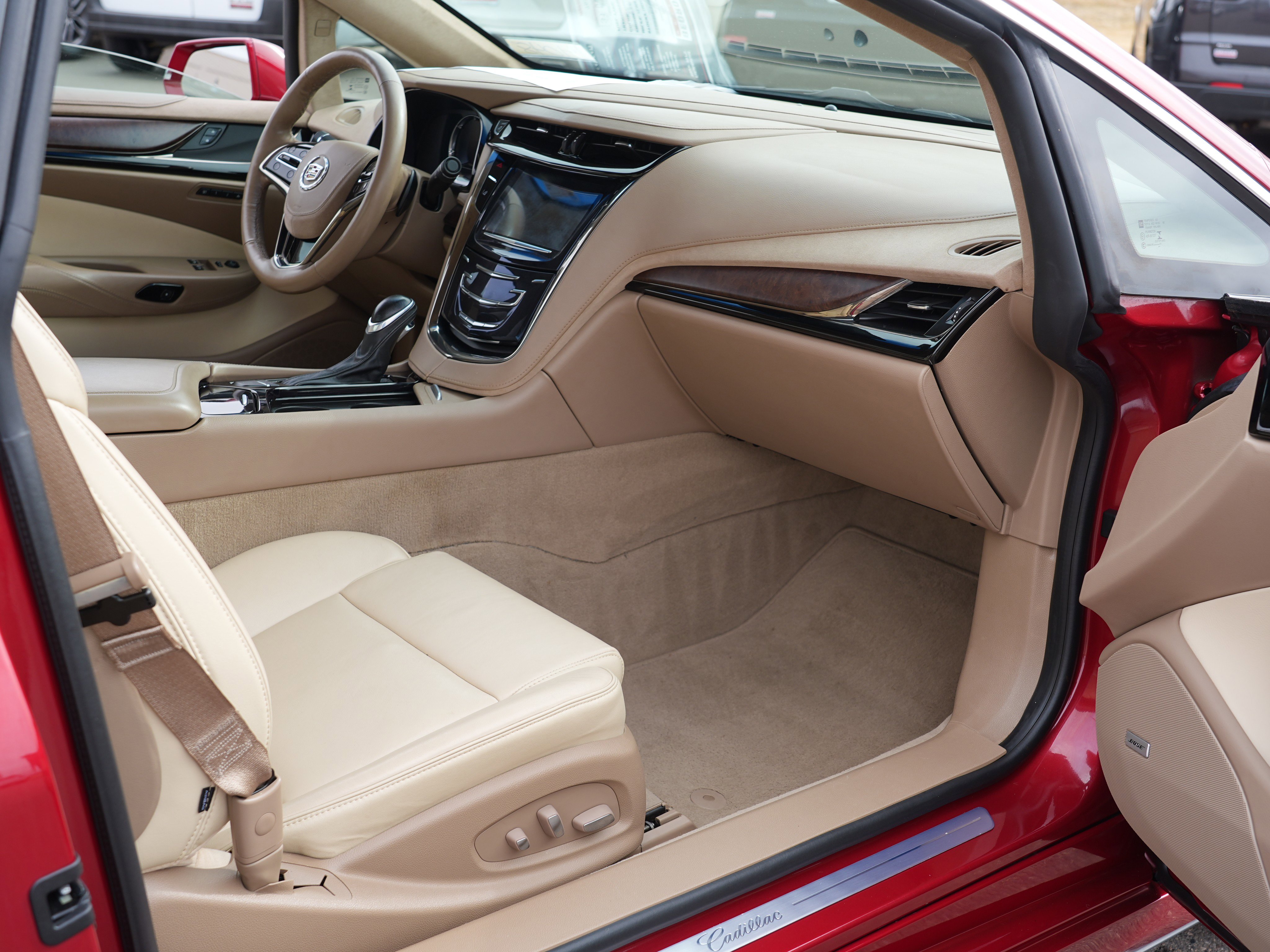 Used 2014 Cadillac ELR w/ Luxury Package image 14