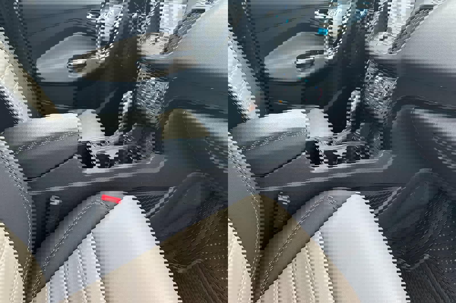 Certified 2019 Ford Escape SEL image 16